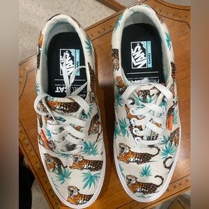 Vans x Discovery Project Cat